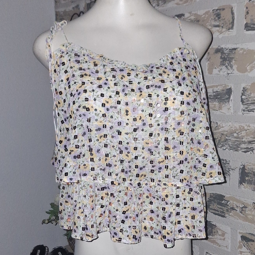 🌠Free The ROSES Floral Sleeveless Top
